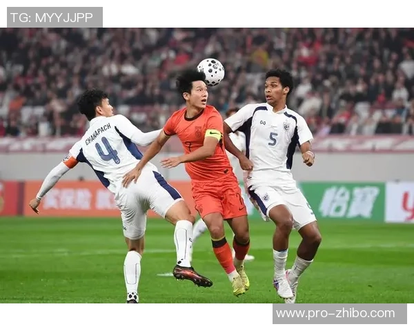 泰国足球明星的崛起与挑战：他们如何在国际舞台上展现风采